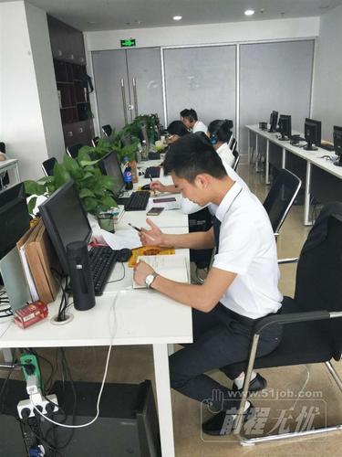 信息咨询服务的价值与实践 从员工视角看行业风貌